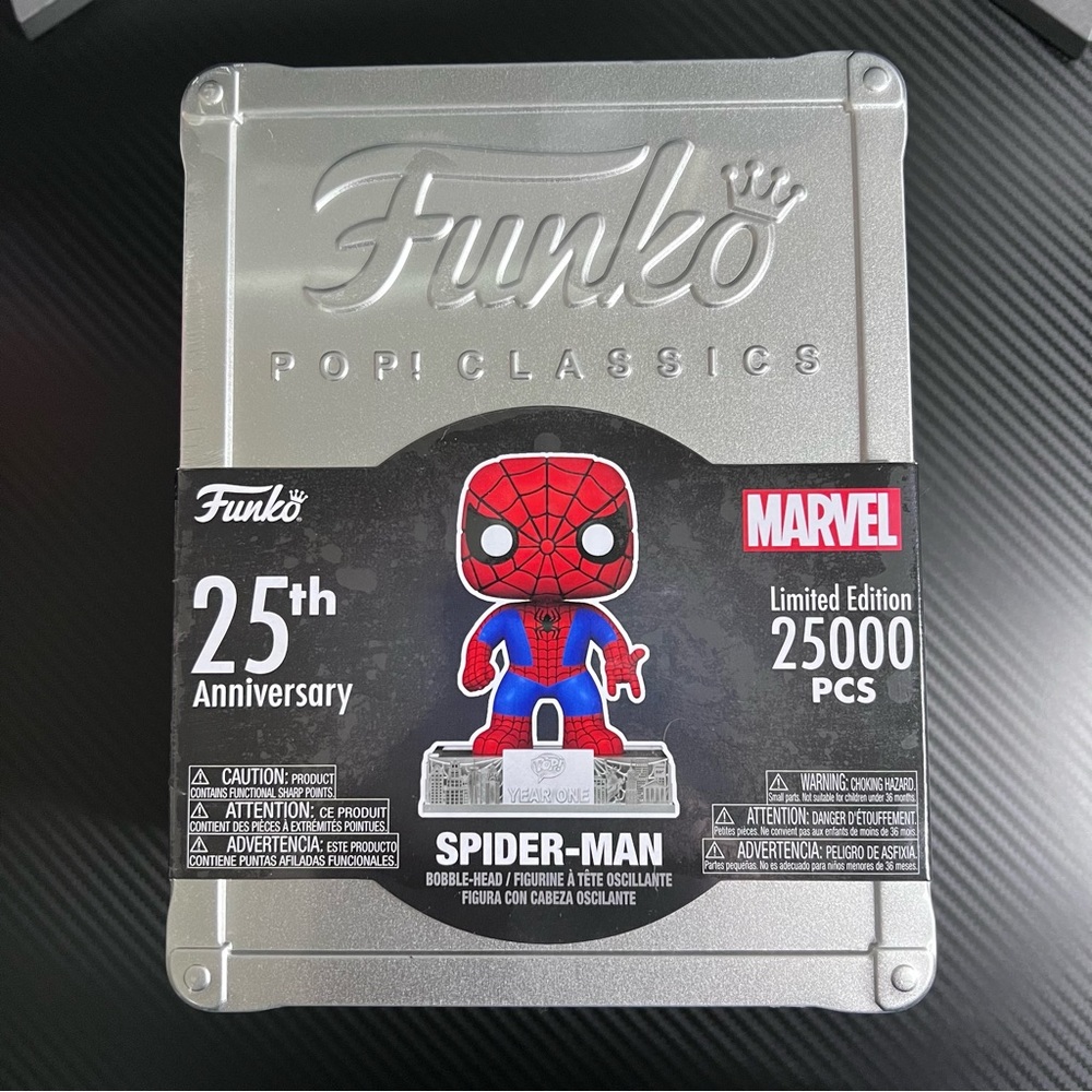 SDCC 2023 Spider-Man 25th Anniversary Tin LE Funko Pop Classic New Comic Con